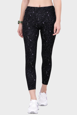 WOMEN PRINTED TRACK PANT WITH ZIP POCKET