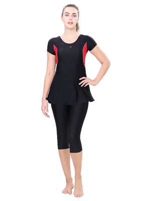 U-BACK SWIMDRESS SLEEVE WITH CONTRAST SIDE PANEL, KNEE  LEG