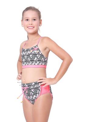 Two piece spaghetti with shorts