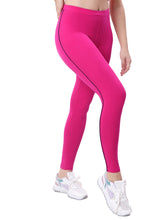 Load image into Gallery viewer, ESSENTIAL TRACK PANTS
