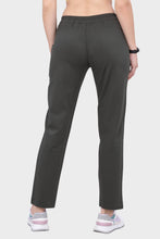 Load image into Gallery viewer, WOMEN LOOSE FIT LOUNGE PANTS (PATCH POCKET)