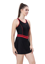 Load image into Gallery viewer, RACER - BACK SWIMDRESS ( WITH BOYLRG)