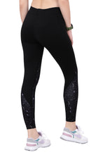 Load image into Gallery viewer, WOMEN TRACK PANT WITH PRINTED PANEL
