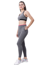 Load image into Gallery viewer, WOMEN TRACK PANTS WITH SIDE ZIP POCKET