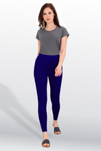 Load image into Gallery viewer, ESSENTIAL TRACK PANT WITH SIDE POCKET